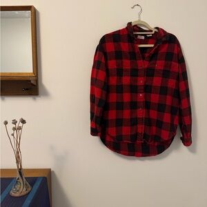 Levi’s Black & Red Flannel Button Down Shirt